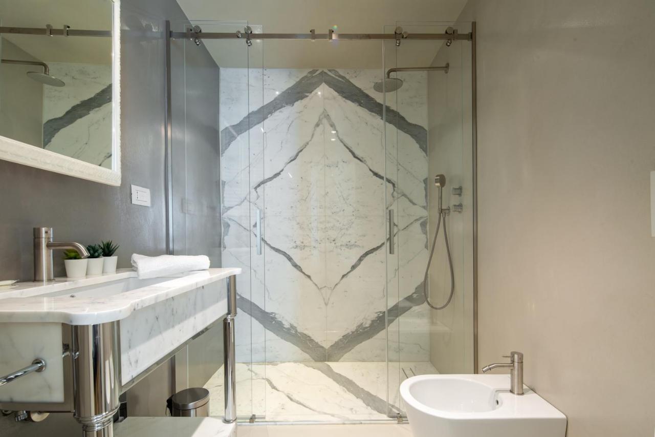 Florence Luxury Apartment Al Duomo By Mmega Bagian luar foto